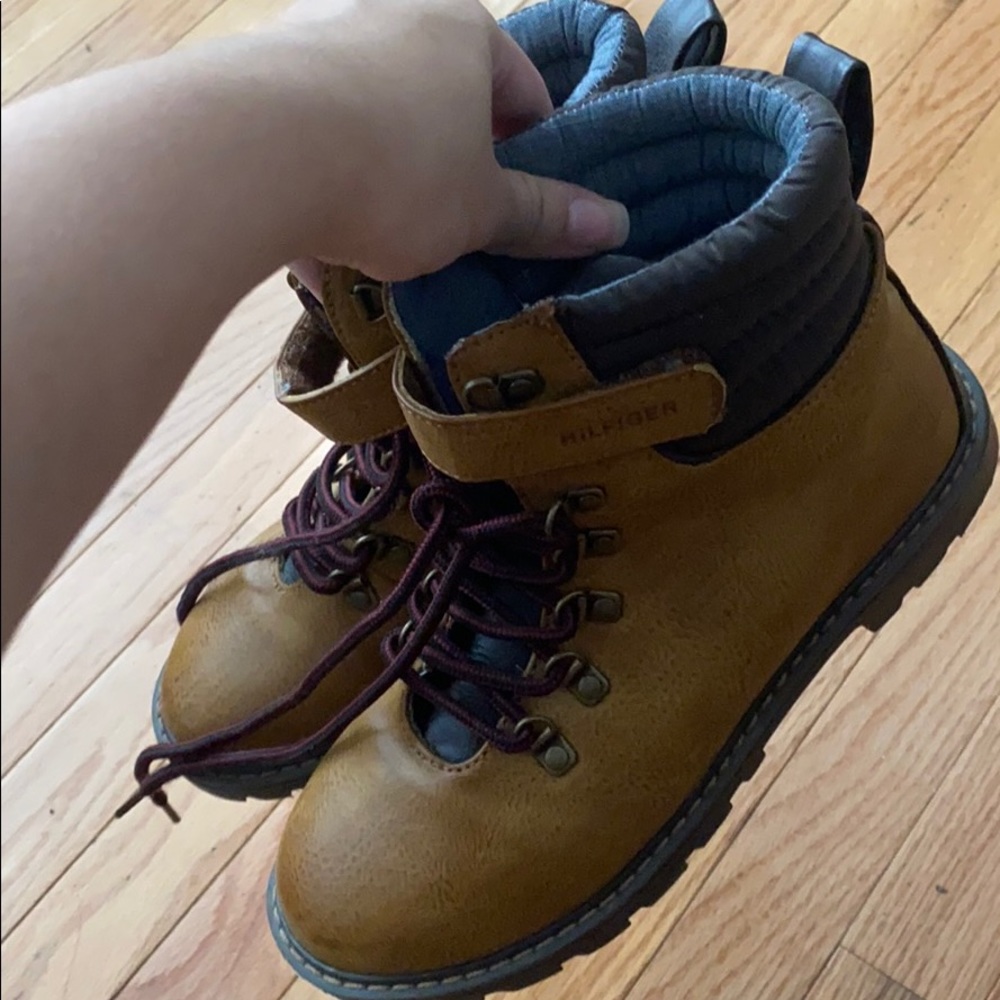 Tommy Hilfiger boots
